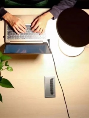 LED燈、熒光燈、鹵素?zé)?、白熾燈，哪種光源對(duì)眼睛傷害最?。?>
                    </a>
                    <div   id=